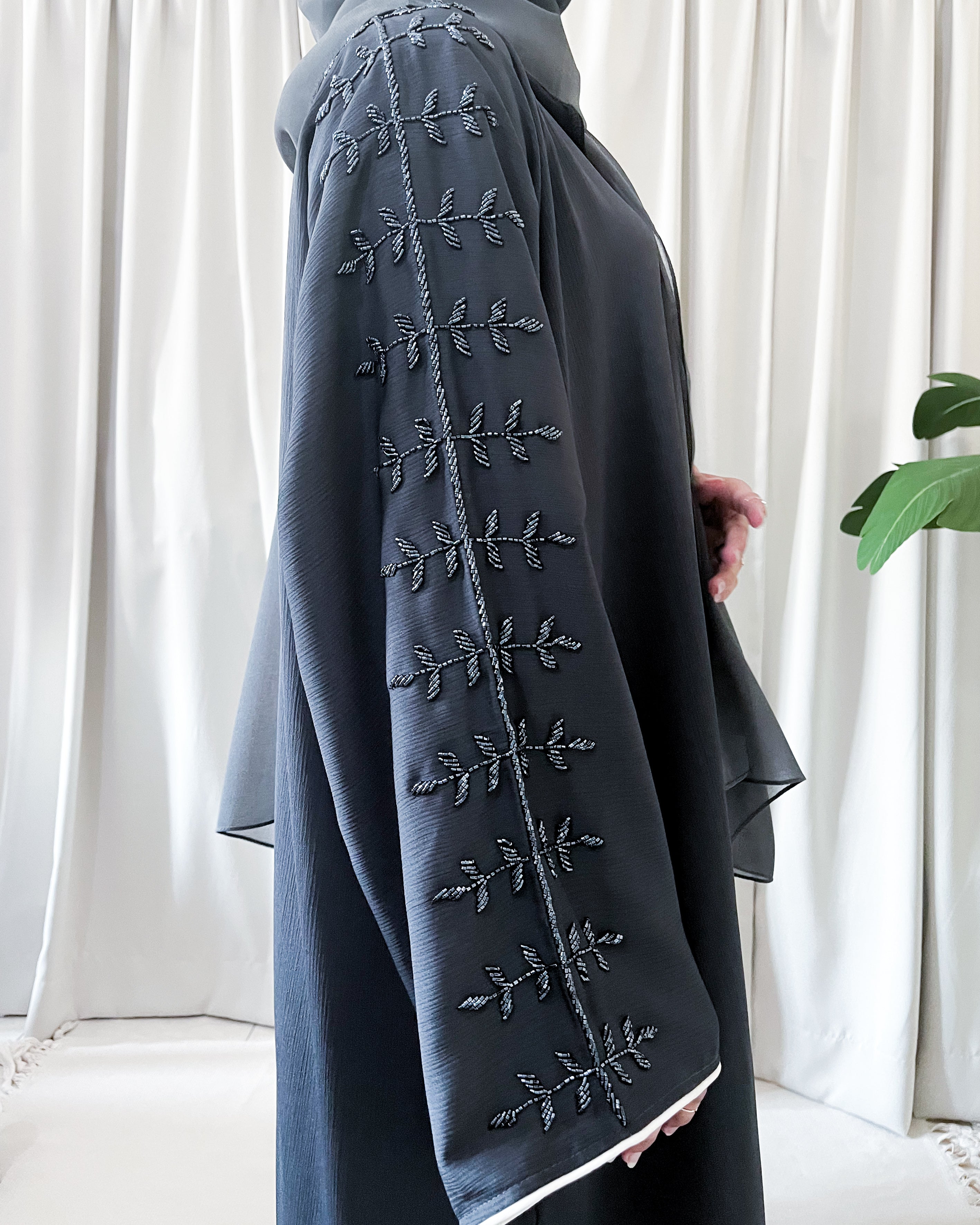 RAWDA Abaya
