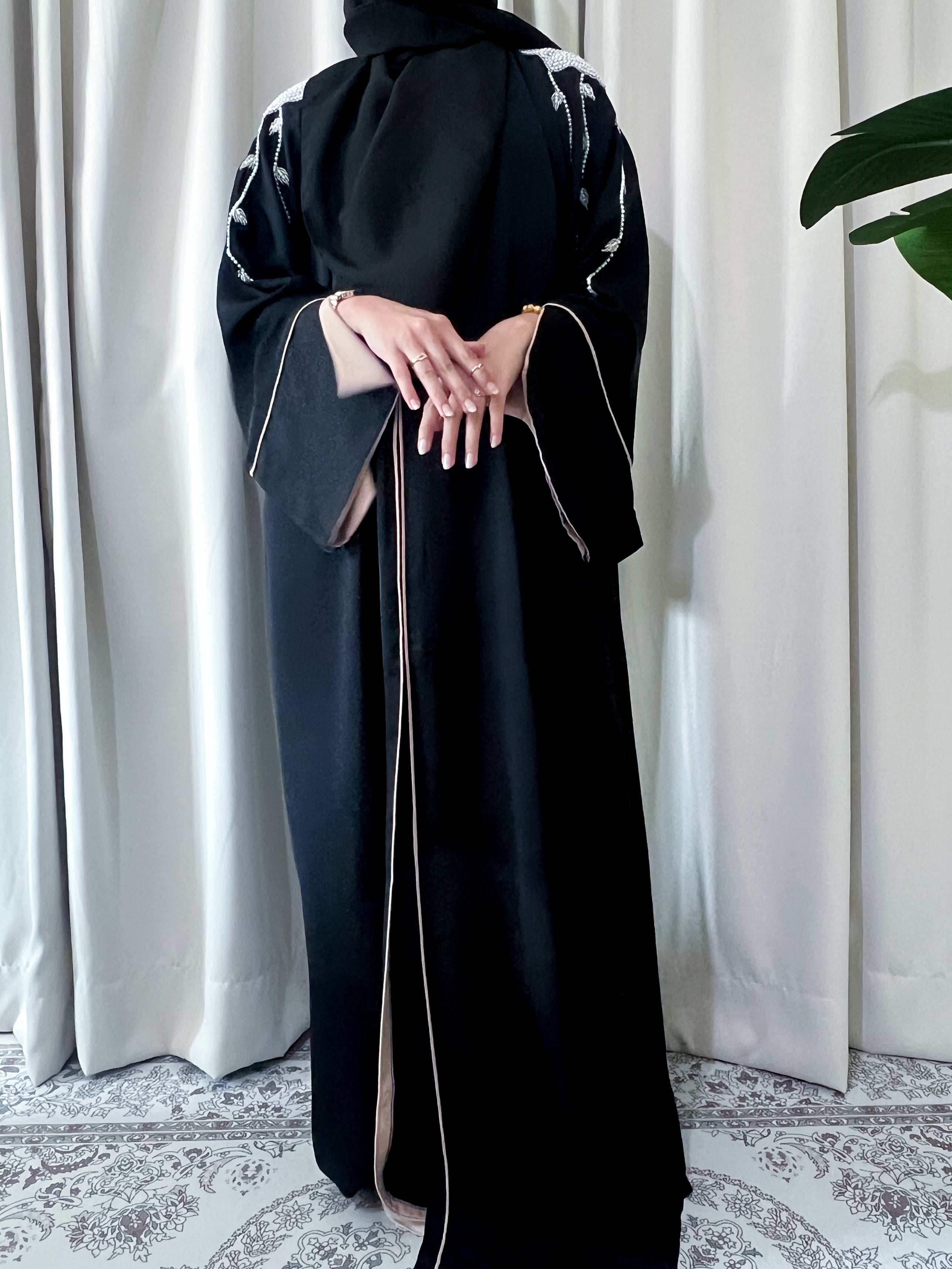 AYLA abaya